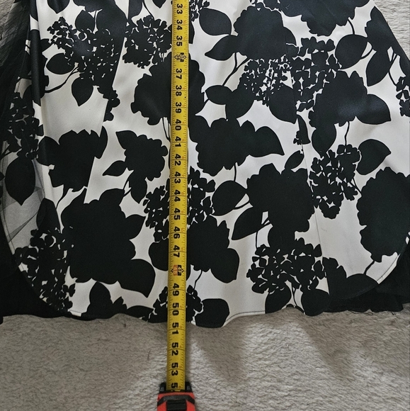 Scott McClintock Vintage Y2K Black and White Floral Evening Gown Size 6 - Picture 4 of 9